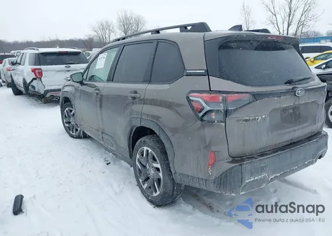 2025 Subaru Forester Limited Hybrid z USA, uszkodzony, nr VIN JF2SLSRD7SH414304